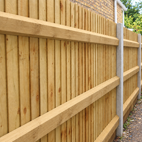 Cant Rail in a garden, day light